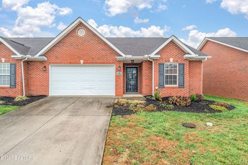 8001 Gatekeeper Way, Knoxville, TN, 37931-4086 | Card Image