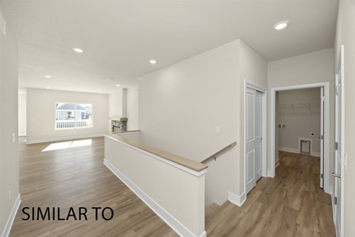 16724 Walnut Meadows Cir, Urbandale, IA, 50323-3306 | Card Image