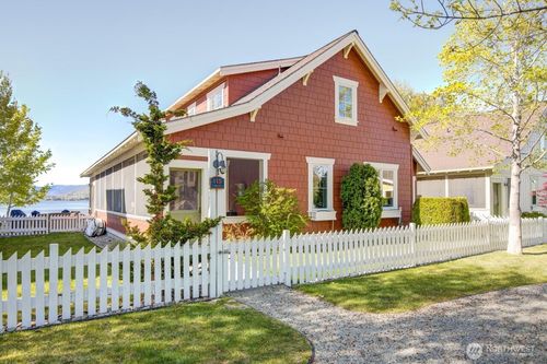 115 Malarkey Ln, Oroville, WA, 98844-5909 | Card Image