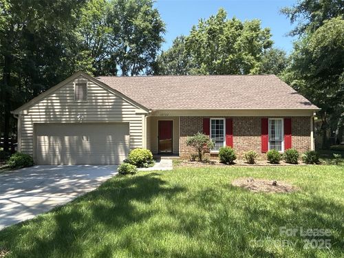 10722 Four Mile Creek Rd, Charlotte, NC, 28277-9043 | Card Image