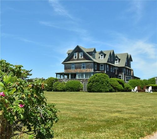 112 Noyes Neck Rd, Westerly, RI, 02891-5436 | Card Image