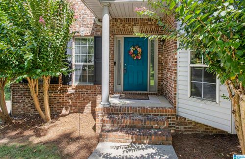 104 Wisteria Dr, CHELSEA, AL, 35043-9617 | Card Image