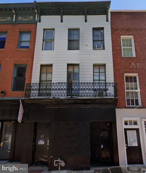 877 N Howard St, BALTIMORE, MD, 21201-5085 | Card Image
