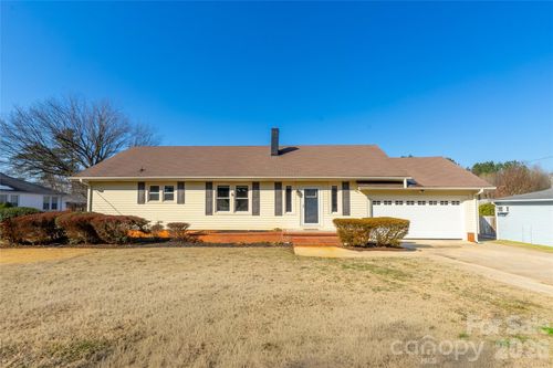 220 Dukeville Rd, Salisbury, NC, 28146-2454 | Card Image