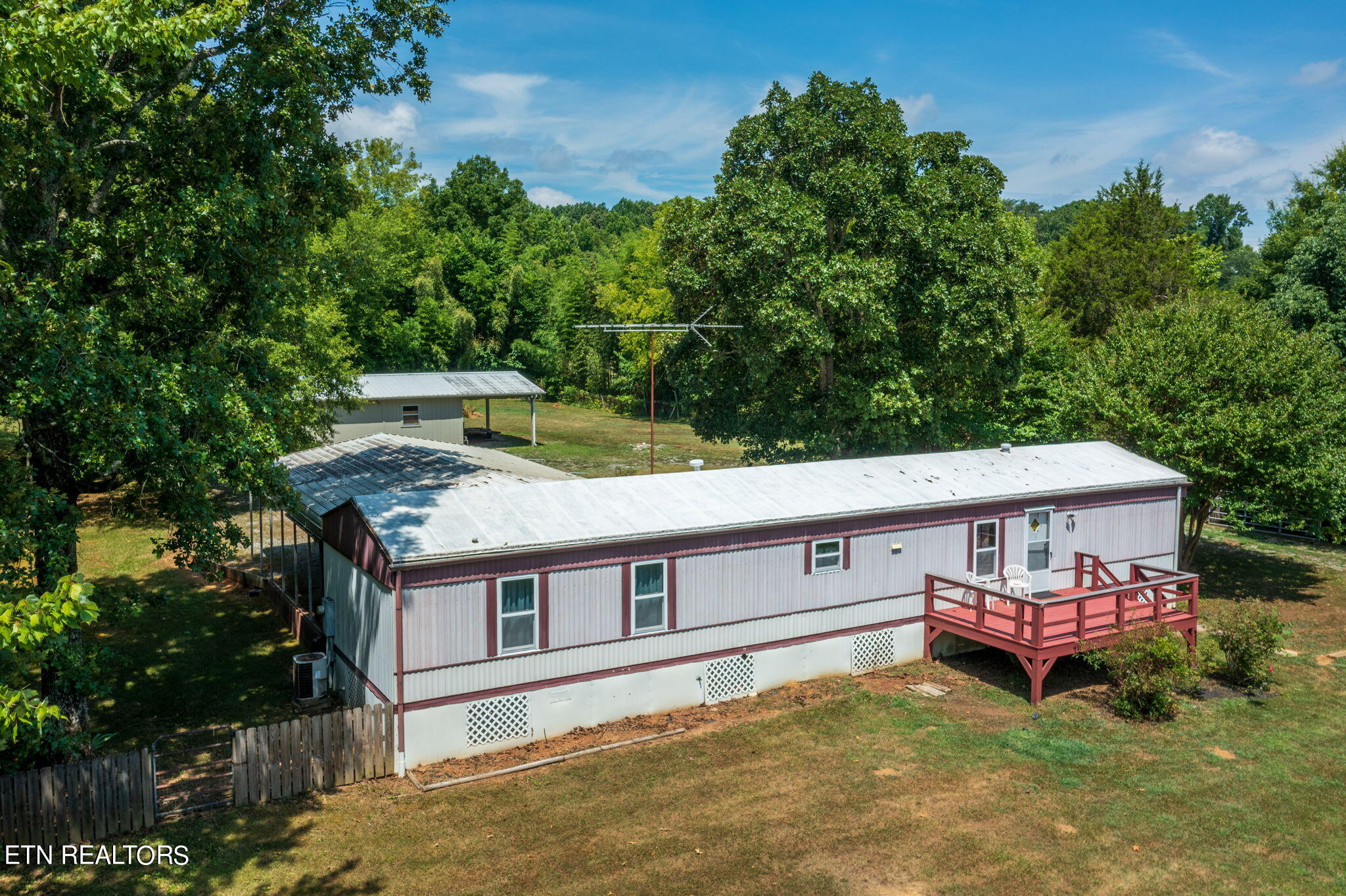 Cold Stream Farm Rd, Madisonville, TN 37354