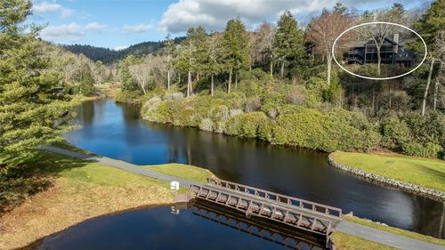 124 Spruce Ln, Highlands, NC, 28741-7175 | Card Image