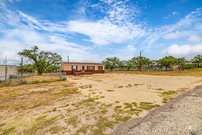 11601 Marshall St, House other with 3 bedrooms, 2 bathrooms and null parking in Carlsbad TX | Image 6