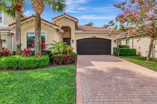 13733 Moss Agate Ave, Delray Beach, FL, 33446-2249 | Card Image
