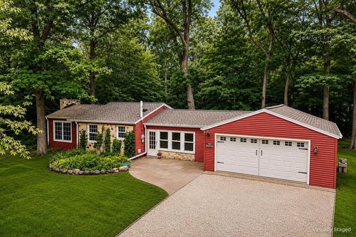 N31W22210 Green Road, Pewaukee, WI, 53186 | Card Image
