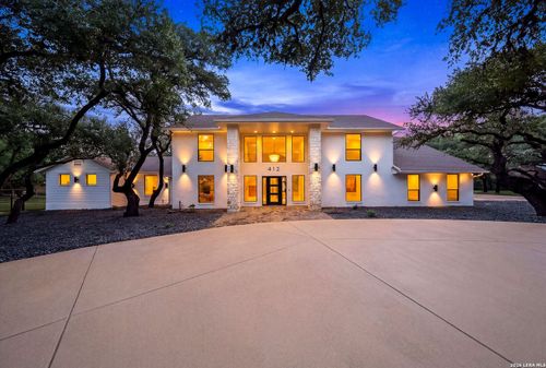 412 Cliffside Dr, Shavano Park, TX, 78231-1513 | Card Image