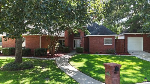 111 Charleston Ct, Warner Robins, GA, 31088-2518 | Card Image