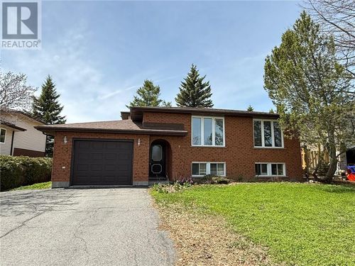 1735 Havenbrook Dr, Sudbury, ON, P3A5C9 | Card Image
