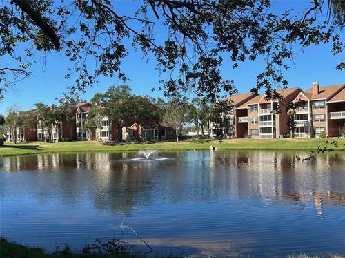 921-10200 Gandy Blvd N, ST PETERSBURG, FL, 33702-2318 | Card Image