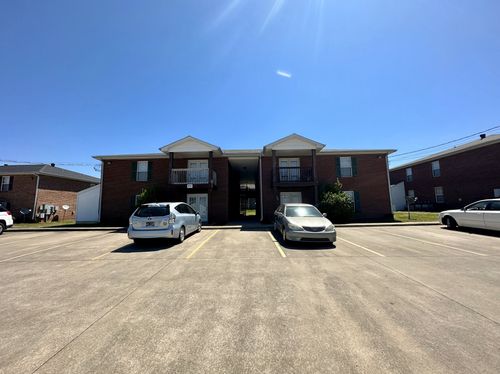 g-205 Cranklen Cir, Clarksville, TN, 37042-8771 | Card Image
