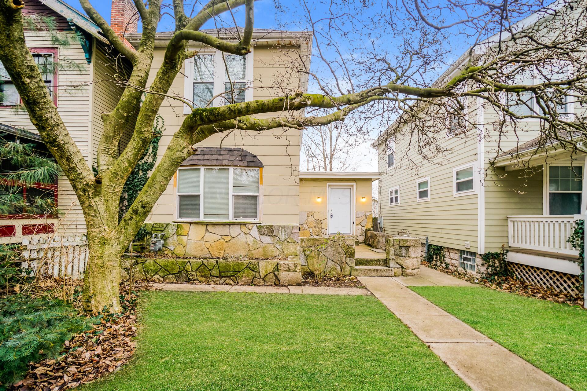 Ogden Ave, Columbus, OH 43204