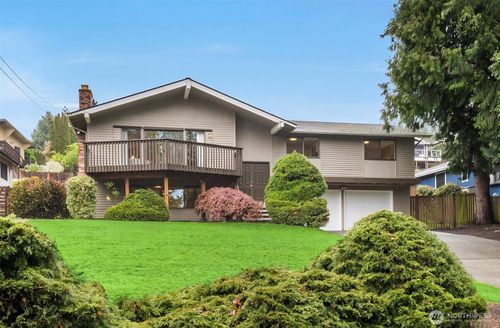 6514 113th Ave Ne, Kirkland, WA, 98033-7105 | Card Image