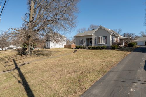 166 N Main St, Walton, KY, 41094-1134 | Card Image