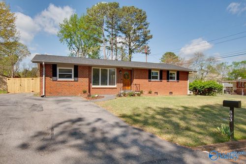 803 Mead Rd Ne, Huntsville, AL, 35801-1748 | Card Image