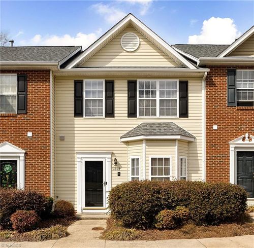 1604 Olivers Crossing Cir, Winston Salem, NC, 27127-7164 | Card Image