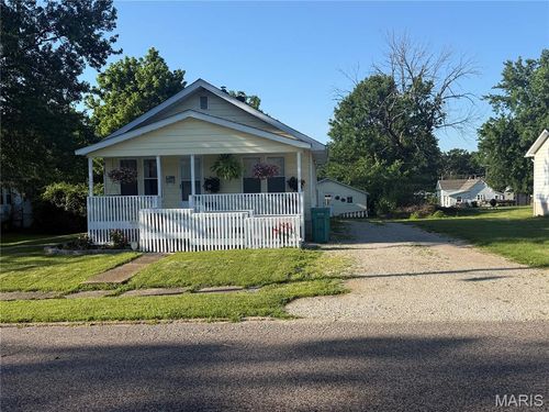 320 Pine St, Sullivan, MO, 63080-1638 | Card Image