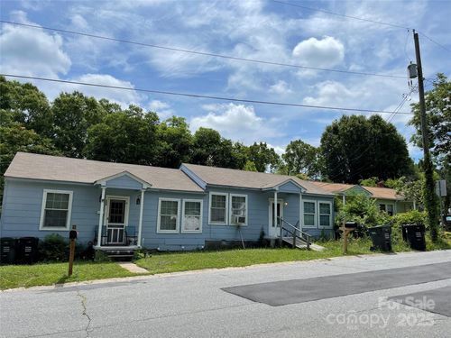 336-338 Hamilton Drive Ne, Concord, NC, 28025 | Card Image