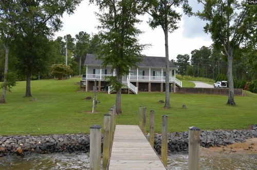 2533 Rockbridge Rd, Ridgeway, SC, 29130-8702 | Card Image