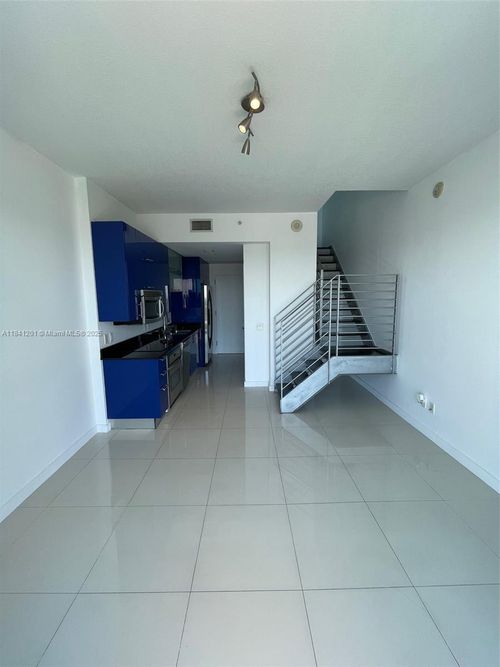 apt-2217-60 Sw 13th St, Miami, FL, 33130-4352 | Card Image