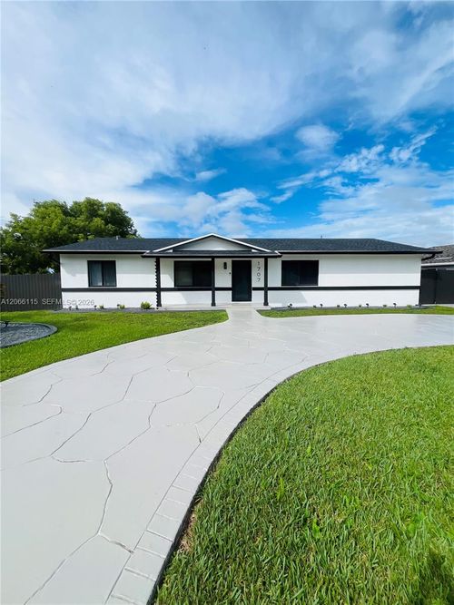 1707 S Curlew Lane, Homestead, FL, 33035 | Card Image
