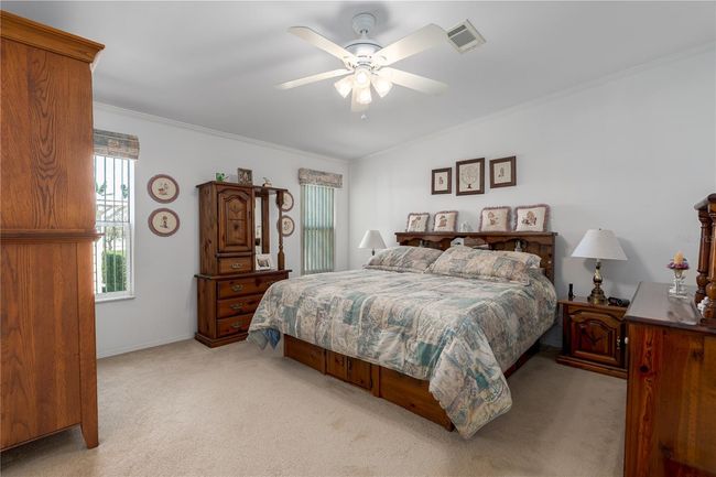 8424 Regal Way, House other with 3 bedrooms, 2 bathrooms and null parking in PALMETTO FL | Image 12