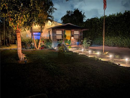 2460 Jackson St, Hollywood, FL, 33020-4929 | Card Image