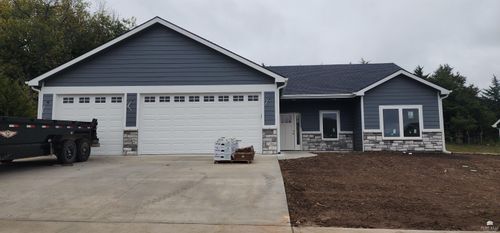 4118 Scenic Xing, Manhattan, KS, 66503-8952 | Card Image