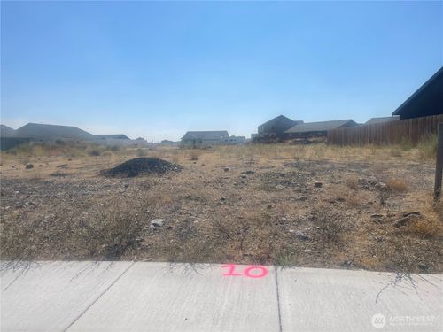 16 Parkside Loop, Ephrata, WA, 98823-9493 | Card Image