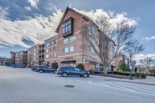 unit-304-935 Burlington Ave, Downers Grove, IL, 60515-4794 | Card Image