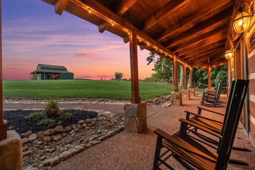 8265 Guthrie Rd, Cross Plains, TN, 37049-5116 | Card Image