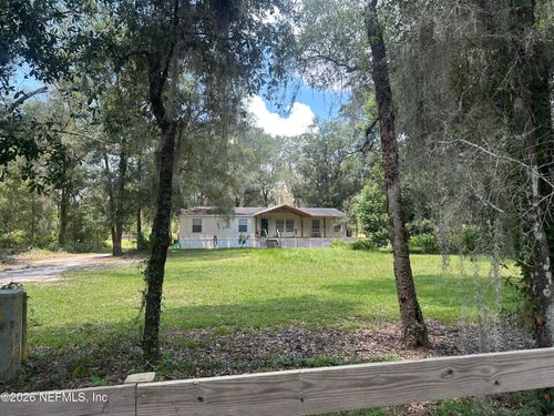 101 W Strickland Rd, Interlachen, FL, 32148-5749 | Card Image