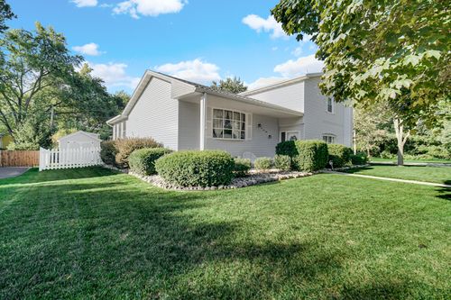 659 Lorraine Dr, Valparaiso, IN, 46385-2924 | Card Image