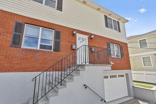 2nd-floor-160 Lakeview Ave, West Harrison, NY, 10604-2147 | Card Image