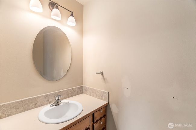 932 Tipsoo Loop N, House other with 3 bedrooms, 3 bathrooms and 2 parking in Rainier WA | Image 28