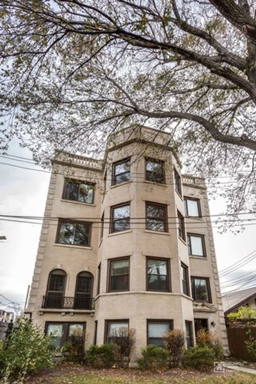 2-2717 Argyle St, Chicago, IL, 60625-2751 | Card Image