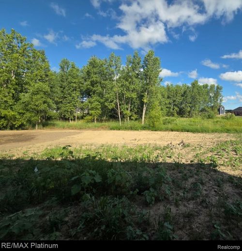 13120 Stony Brook Pass, Linden, MI, 48451-8895 | Card Image