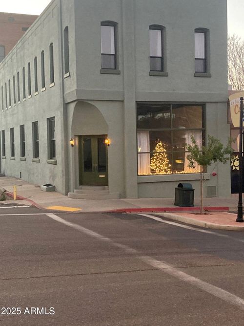 300 N Broad St, Globe, AZ, 85501-2506 | Card Image