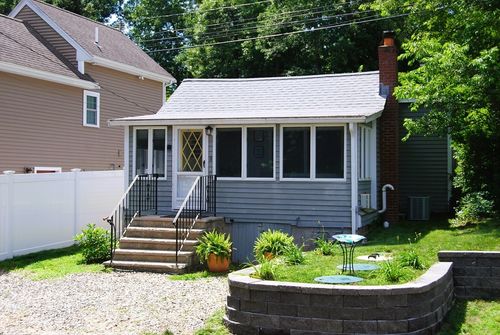 8 Priscilla Ave, East Wareham, MA, 02538-1133 | Card Image