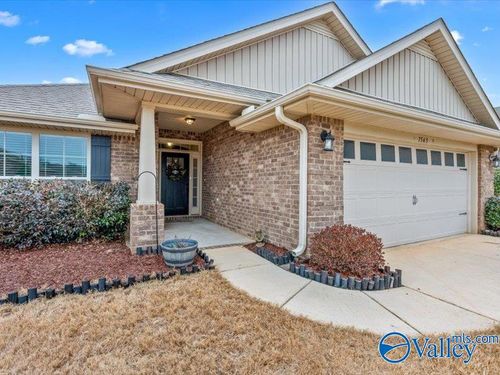 7545 Iredell Main Nw, Madison, AL, 35757-7246 | Card Image