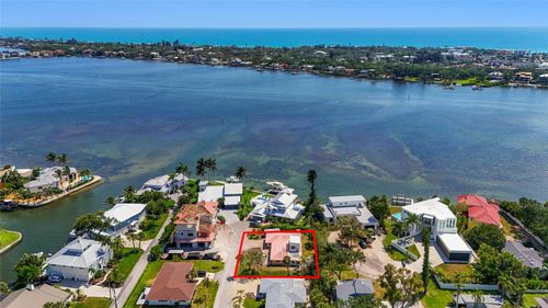 1613 Idle Ln, SARASOTA, FL, 34231-3713 | Card Image
