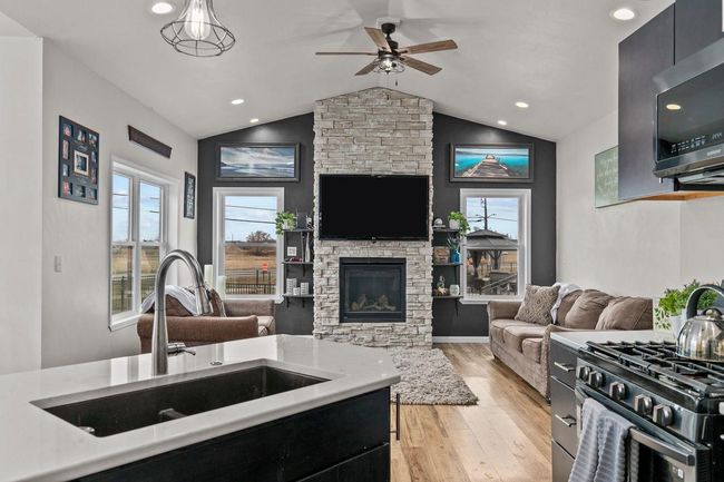 2570 W Fallen Oak Drive, House other with 5 bedrooms, 3 bathrooms and null parking in APPLETON WI | Image 17