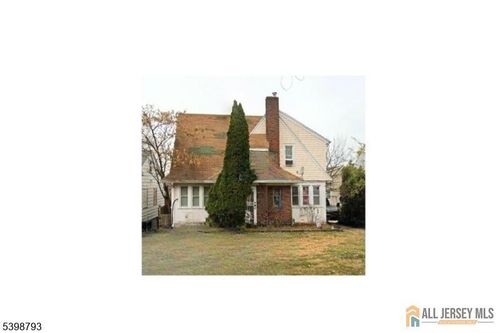 21 Robertson Rd, West Orange, NJ, 07052-3558 | Card Image