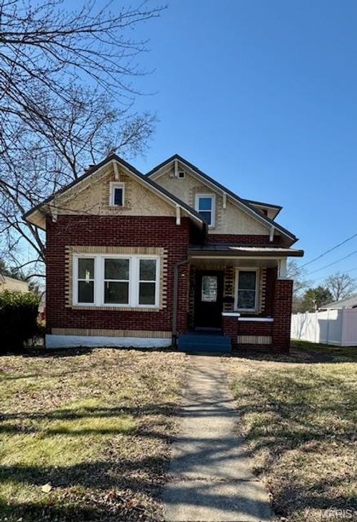 1522 E 5th St, Washington, MO, 63090-3422 | Card Image