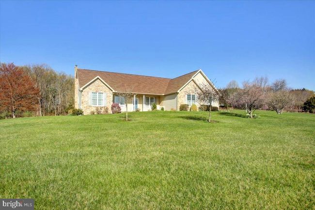 3 Brandon Ln, House other with 4 bedrooms, 4 bathrooms and null parking in Dillsburg PA | Image 67