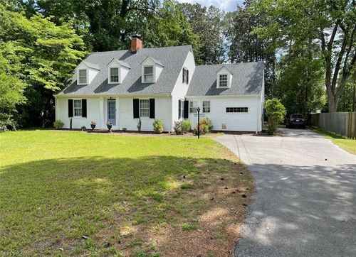 1209 Clay St, Franklin, VA, 23851-2307 | Card Image