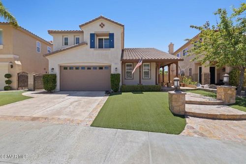 17114 Crest Heights Dr, Canyon Country, CA, 91387-3179 | Card Image